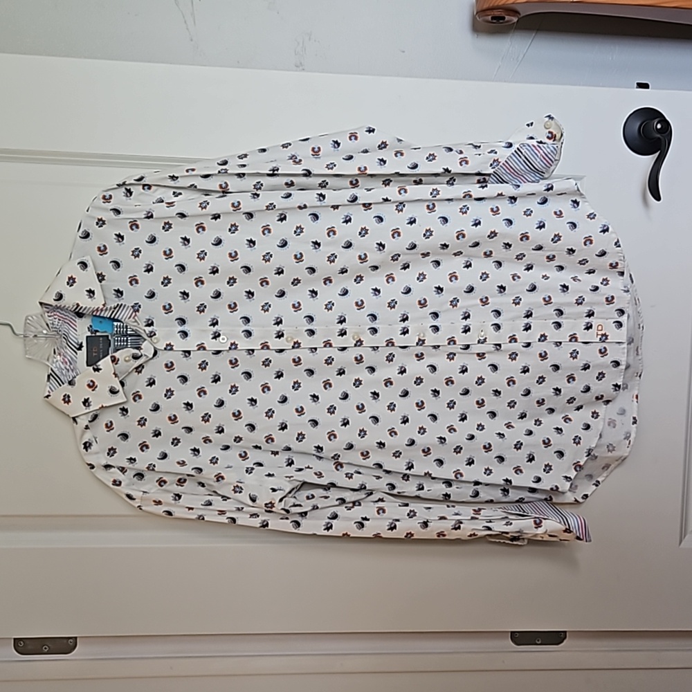 Thomas Dean Button Down Size Medium